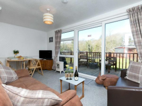 Pass the Keys Comfortable 2 Bed Riverside Chalet near Snowdonia